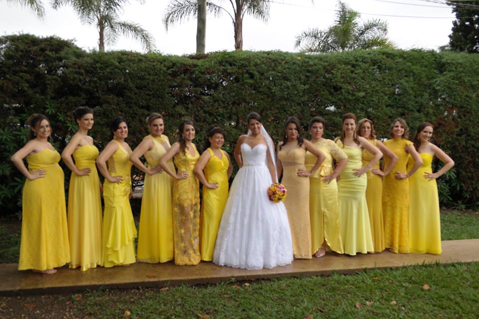 Bruna Romero e suas bridesmaids