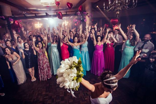 Idéias para jogar o buquê de casamento!